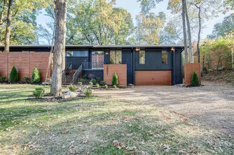 5661 Shady Glen Rd, Memphis, TN 38120