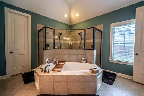 5995 Maher Valley Cv, Bartlett, TN 38135 photo 10