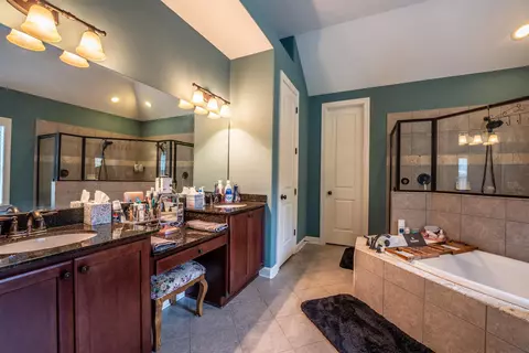 5995 Maher Valley Cv, Bartlett, TN 38135 photo 11