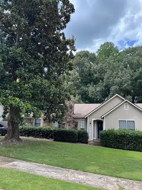 5764 Crievewood Dr, Memphis, TN 38135