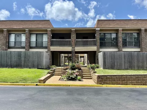 1891 E Poplar Woods Cir E #4, Germantown, TN 38138