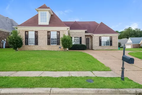 10242 Needle Pine Dr, Cordova, TN 38016