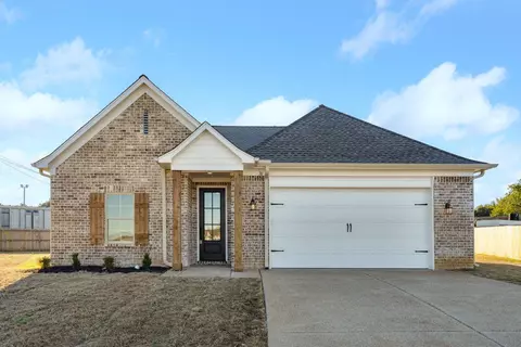 76 Hearst Cv, Munford, TN 38058