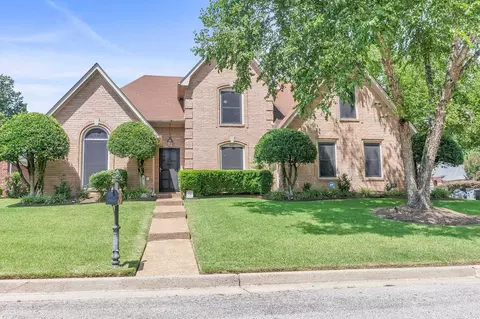 877 Tropicana Cv, Cordova, TN 38018