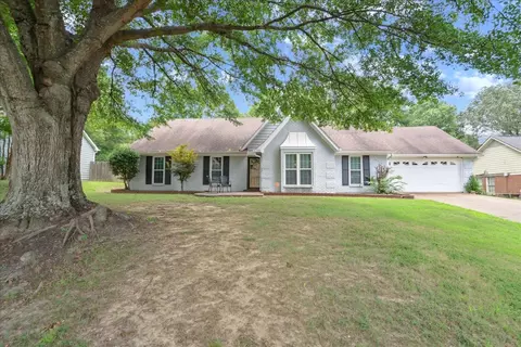 992 Dove Hollow Dr, Memphis, TN 38018