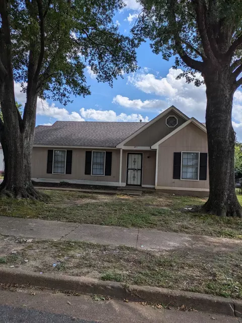 4511 Villagreen Dr, Memphis, TN 38118