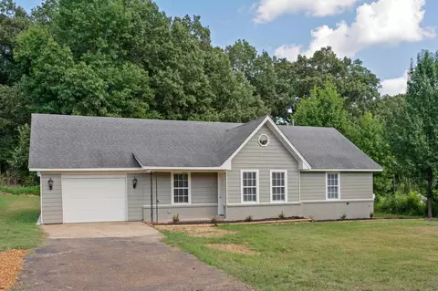 3282 Sunnyside Rd, Brighton, TN 38011