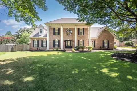 106 Mindy Cir, Collierville, TN 38017