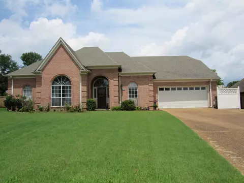 292 Holly Cv, Collierville, TN 38017
