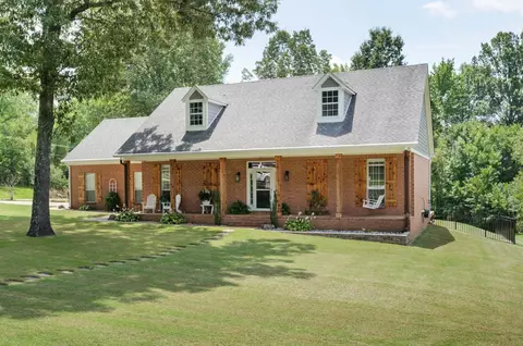 2005 Wood Hill Dr, Horn Lake, MS 38637