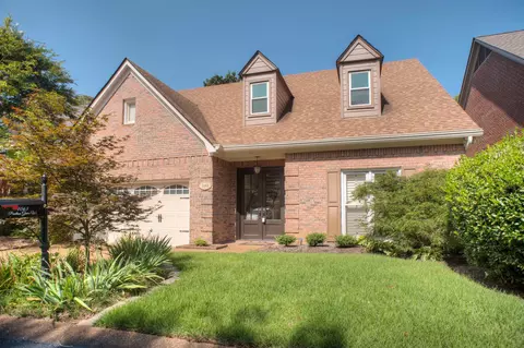 1063 W Pavilion Grn, Memphis, TN 38119