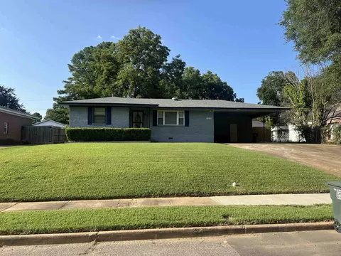 3076 Queensgate Dr, Memphis, TN 38118
