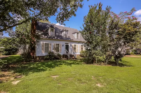 635 Lancelot Ln, Collierville, TN 38017