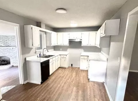 Kitchen - 66 Cr 271 Rd, Glen, MS 38846 photo 1 of 2