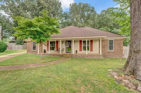 8100 Griffon Cv, Cordova, TN 38018