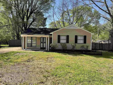 3829 Tessland St, Memphis, TN 38128