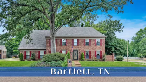 3825 Oak Forest Dr, Bartlett, TN 38135