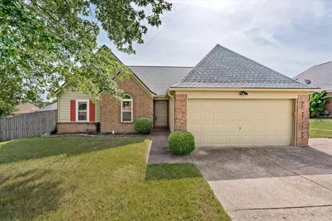 5444 Kindle Creek Dr, Memphis, TN 38141