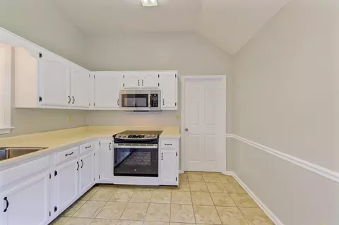336 Ashley Dr, Collierville, TN 38017 photo 4