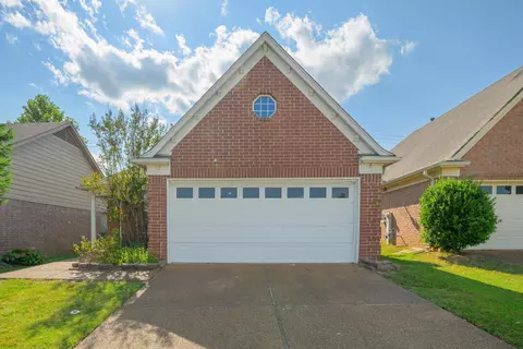 1101 Cross Meadow Dr, Cordova, TN 38018
