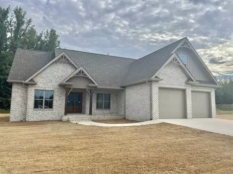 145 Chickapin Cv, Savannah, TN 38372