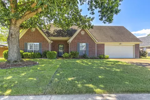 7421 Wendy St, Bartlett, TN 38133