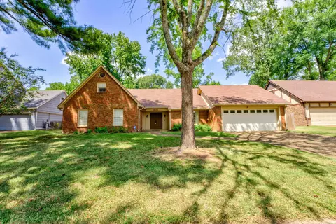 2031 Corbin Rd, Germantown, TN 38139