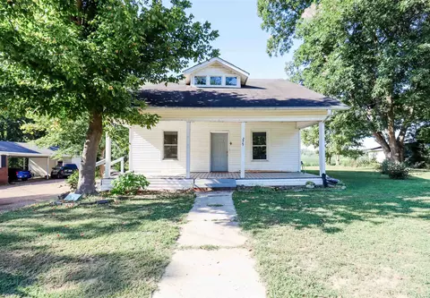 275 Huntington St, Gates, TN 38037