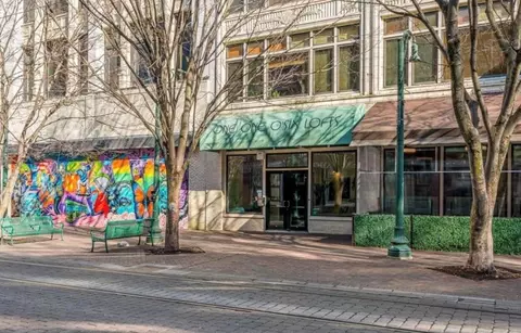 92 S Main St #205, Memphis, TN 38103