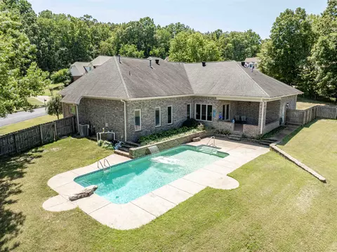 4075 Pine Hill Cv S, Lakeland, TN 38002