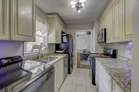 5061 Wingdale Rd, Memphis, TN 38117