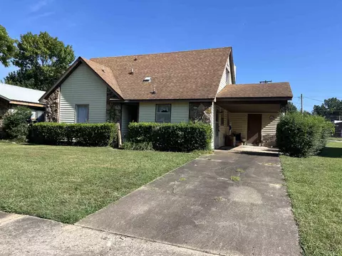 6334 Raible Dr, Millington, TN 38053
