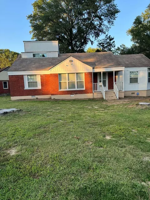 3294 Harris Ave, Memphis, TN 38111