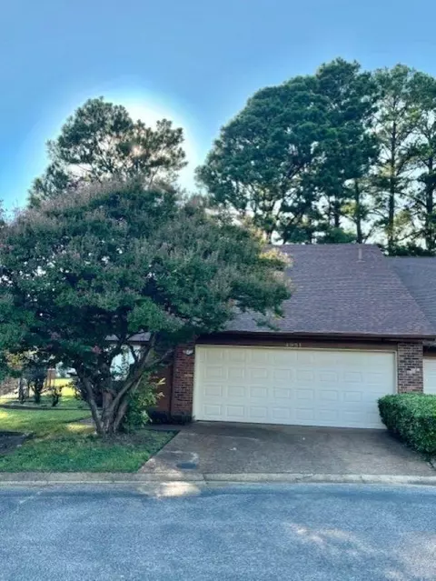 4951 Lions Gate Dr #1, Memphis, TN 38116