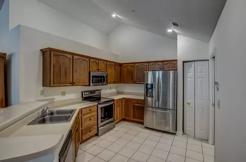 300 Oak Bluff Ln #76, Collierville, TN 38017 photo 11