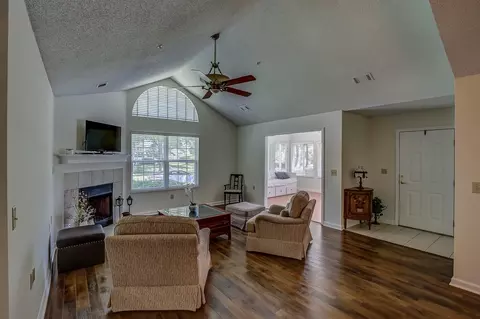 300 Oak Bluff Ln #76, Collierville, TN 38017 photo 7