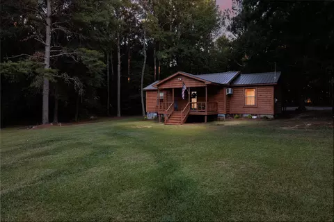 8 County Road 166 Rd # A, Corinth, MS 38834