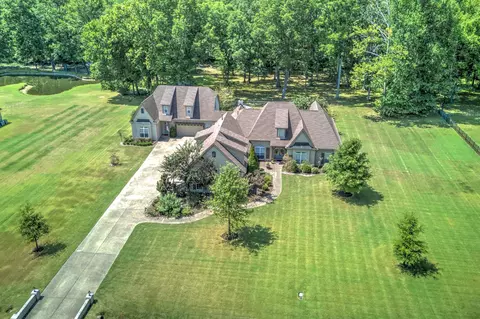 3329 Bent Laurel Ln W, Lakeland, TN 38002