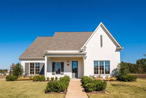 10 Montclair Ln, Piperton, TN 38017