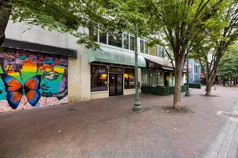 92 S Main St #203, Memphis, TN 38103