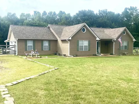 5725 Mt Carmel Rd, Covington, TN 38019