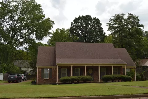 2054 Bensonwood Dr, Germantown, TN 38138