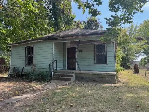 35 E Dempster Ave, Memphis, TN 38109