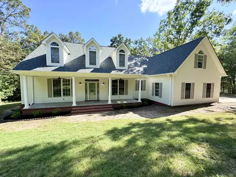 1570 Asbury Dr, Somerville, TN 38068