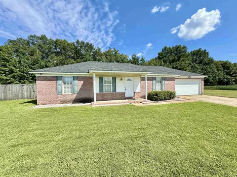 150 Brookside Ave, Mason, TN 38049