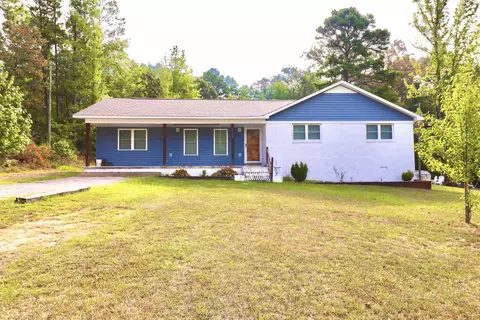 415 Florence Ave, Selmer, TN 38375