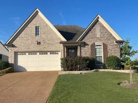 24 Doral Loop, Oakland, TN 38060