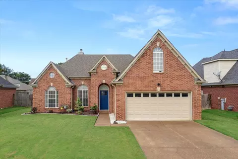 5003 Will Fall Dr, Arlington, TN 38002