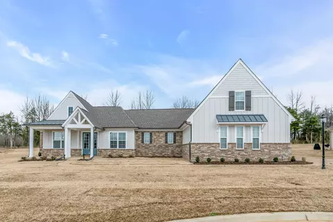 145 Rolling Hill Dr, Piperton, TN 38017