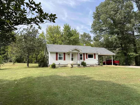 2335 Old Town Loop, Savannah, TN 38372